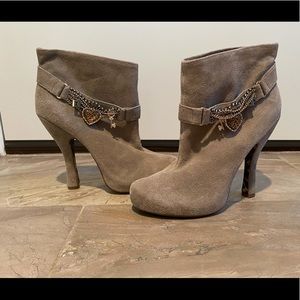 Betsey Johnson booties!